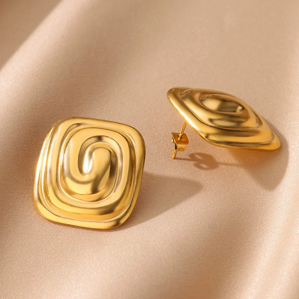 Luxe Gold Ripple Stud Earrings